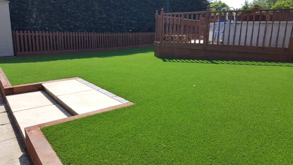Artificial Grass Installation Dubai for Villas, Gardens, and Playgrounds