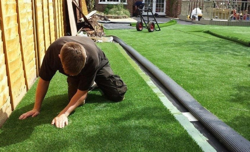 Professional gardening services in Dubai for villas and homes