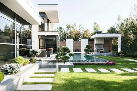 Villa Landscaping in Dubai with Elegant Garden and Outdoor Design