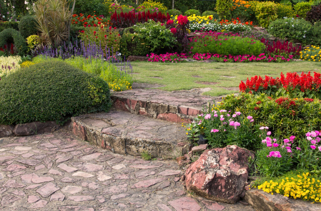 Creative Villa Landscape Design Dubai for Beautiful Outdoor Spaces